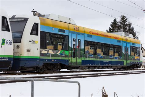 Vt Der Breisagu S Bahn Mit Werbung Von Badenova Steht Hier In