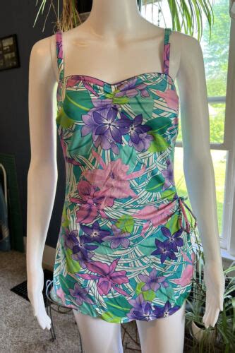 Vintage Swimsuit 1990s Womens Gem