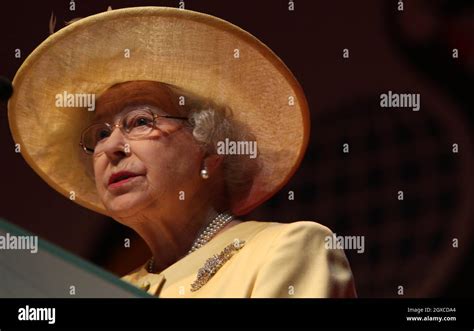 Queen Elizabeth Commonwealth Speech Hi Res Stock Photography And Images