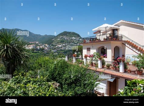 Views around the beautiful town of Ravello on the Amalfi Coast, Italy ...