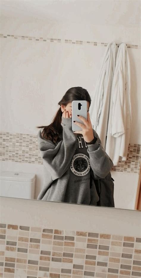 Pin By Pinner On Cover Page Mirror Selfie Vsco Cover Pages