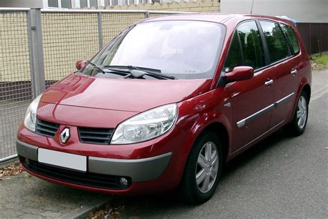 RENAULT SCENIC - Review and photos