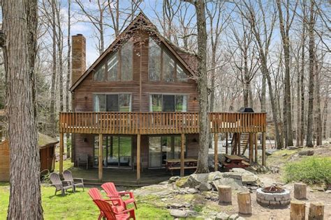 Lake Wallenpaupack, PA Cabins | Best prices on cozycozy