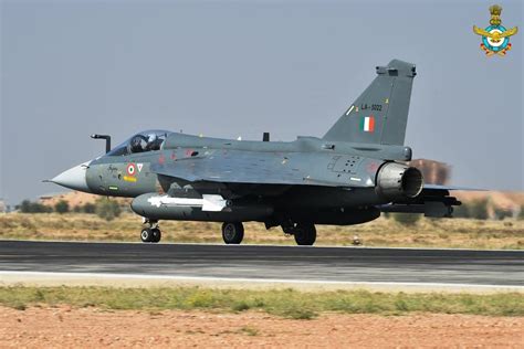 Indian Air Force S LCA Tejas The Make In India 4 5 Gen Fighter Jet