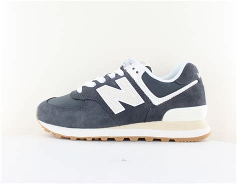 New Balance 574 Femme Bleu Marine Beige Gomme