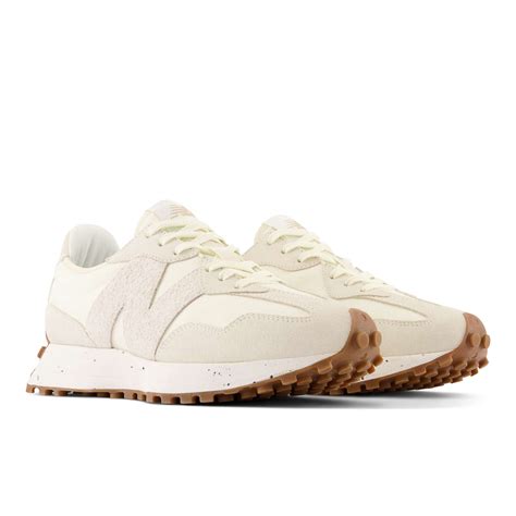 New Balance 327 Beige (WS327SO)