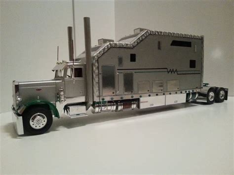 29 best Big Rig & Truck Models images on Pinterest | Model kits, Scale ...