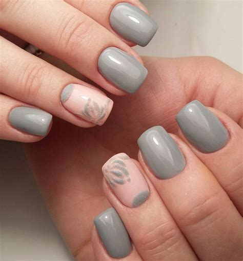 Idea Per La Decorazione Delle Unghie Grigie Accent Nail Sull Unghia