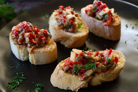 Anchovy and Pepper Spread (Canapé de Anchoa y Pimiento)