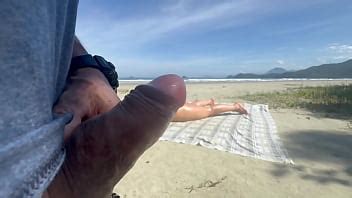 Esposa De Fio Dental Mostrando A Bunda Na Praia XVIDEOS