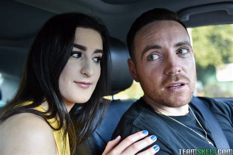 Dark Haired Beauty Lyra Lockhart Picked Up For Sex Photos