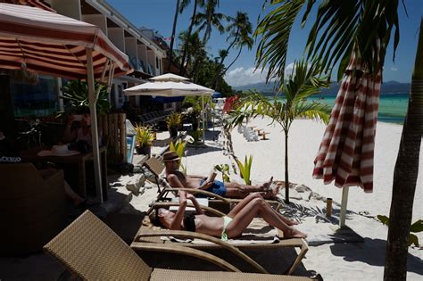 JE TunNel ARIEL S POINT Cliff Diving Paradise In Boracay Philippines