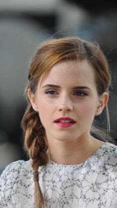 Emma Watson Kristen Stewart Vs Emma Watson Photo 43830330 Fanpop