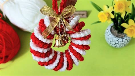 How To Crochet Christmas Ornament Easy Crochet Christmas Decorations