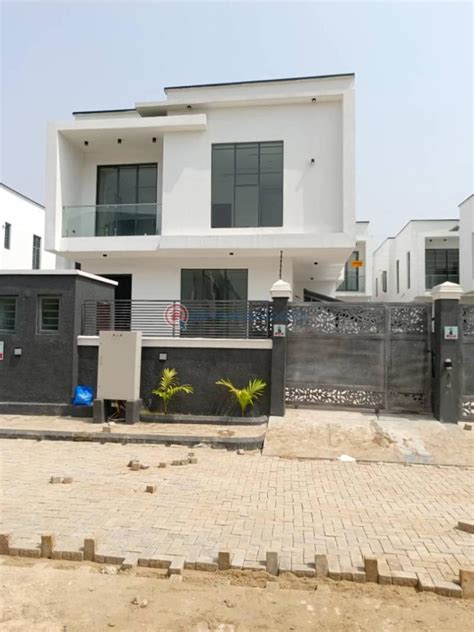 For Sale 5 Bedroom Detached Duplex Harris Drive Victoria Garden City