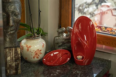 11 Best Unique Urns For 2024 Storables
