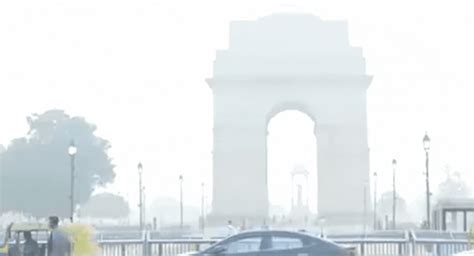 Delhi Air Quality Residents Continue To Battle With Air Pollution As