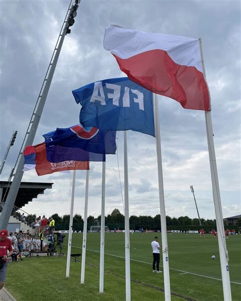 Cezary Kulesza on Twitter Nasza reprezentacja do lat 17 walczy dziś