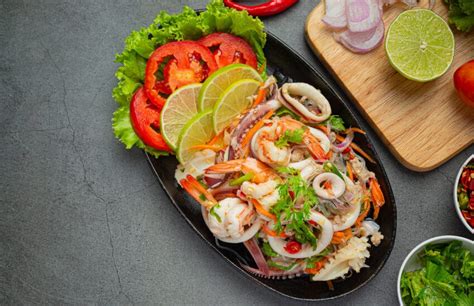 Ensalada De Mariscos Delination