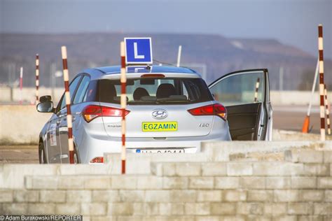 Tragedia w Rybniku Kursantka śmiertelnie potrąciła egzaminatora