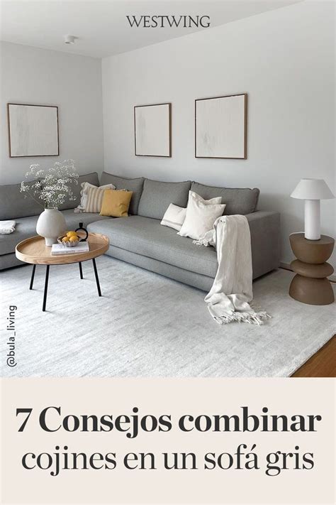 Cómo combinar cojines para un sofá gris oscuro Westwing Decoración