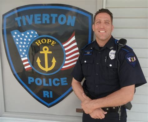 Tiverton Police Officer Hosting Free Womens Self Defense Class