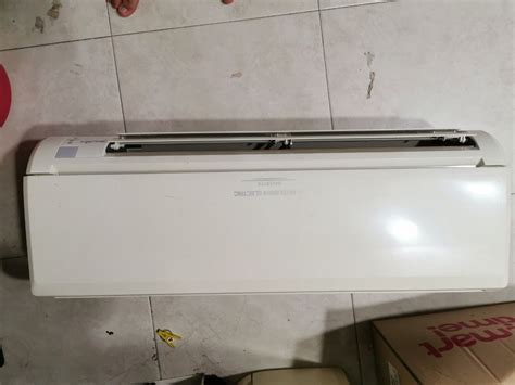 Mitsubishi Fancoil TV Home Appliances Air Conditioners Heating On