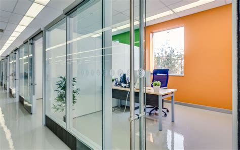 Frameless Glass Sliding Doors For Modular Office Partitions