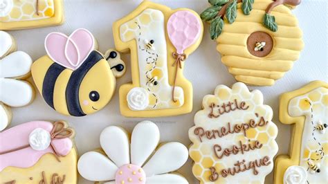 How To Make Cute Bumble Bee Themed Birthday Decorated Sugar Cookies Youtube