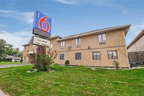 MOTEL 6 WINDSOR $49 ($̶6̶6̶) - Updated 2023 Prices & Hotel Reviews ...