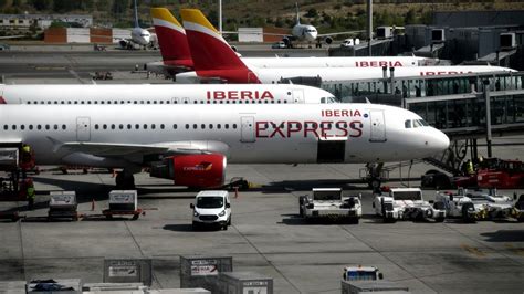 Iberia Express anuncia nuevas conexiones aéreas con origen o destino