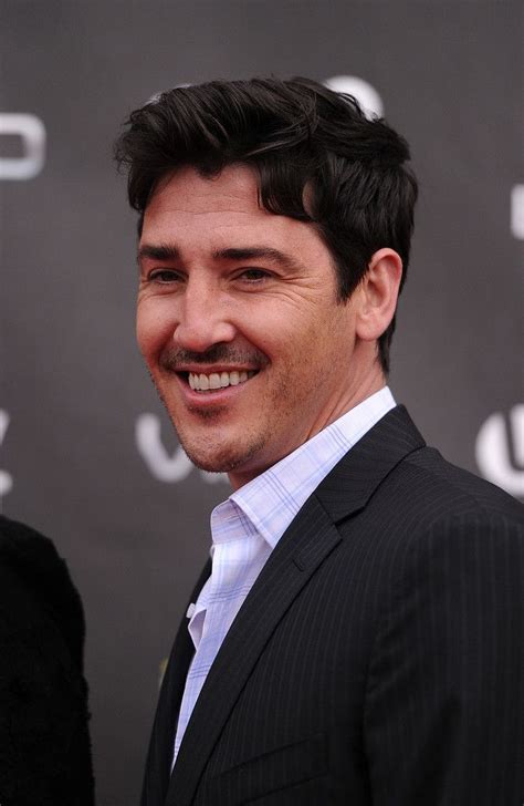 The Staggering Net Worth Of Jonathan Knight Nkotb Icon