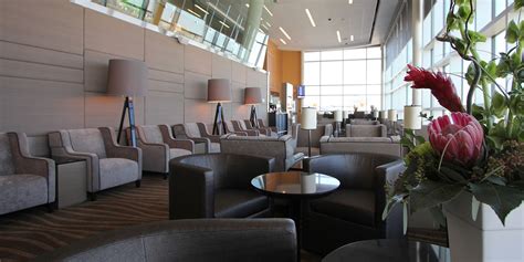 Airport Lounges at Edmonton International Airport - LoungePair