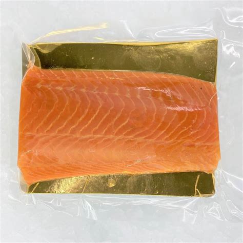 Air Flown Fresh Salmon Sashimi Cut Fisk