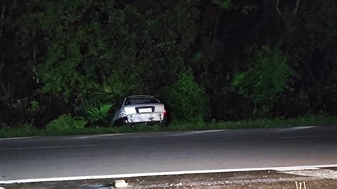 Motorista Invade Preferencial Para Fazer Retorno Bate Contra Carro E