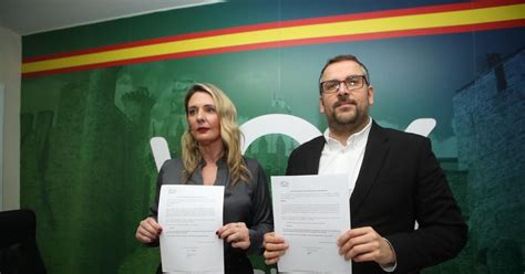 Crisis Pol Tica En La Capital Del Bierzo Vox El Pacto De Gobierno En