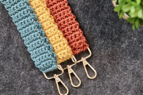 Beginner Keychain Wristlet Free Crochet Pattern Cozy Nooks Designs