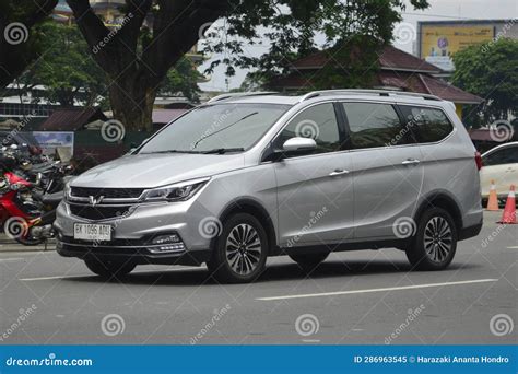 Wuling Cortez EX 2022 editorial image. Image of transport - 286963545