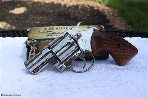 Colt Detective Special .38 Spl Original Nickel Wood grips