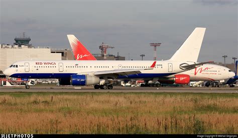 Ra 64518 Tupolev Tu 214 Red Wings Mikhail Grigoryev Jetphotos