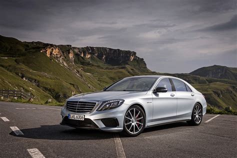 S 63 Amg W222 Rhd Gets Reviewed By Autocar Autoevolution