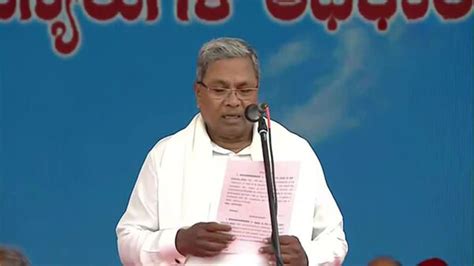 Siddaramaiah Takes Oath As Karnataka Chief Minister Dk Shivakumar Takes Over As Deputy Cm