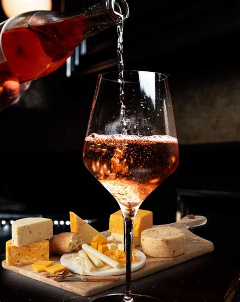 Wine and cheese tasting - Discover Lisbon