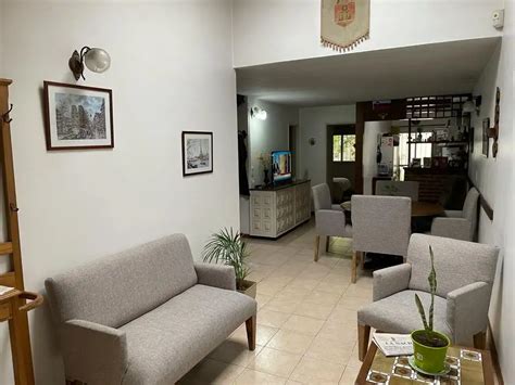 Casa Venta 3 Dormitorios 83m2 1 Cochera Pres J Figueroa Alcorta 200