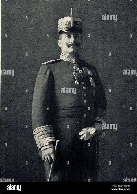 Kaiser Wilhelm II in spanischer Uniform, 1905. Foto T. H. Voigt Stock Photo - Alamy