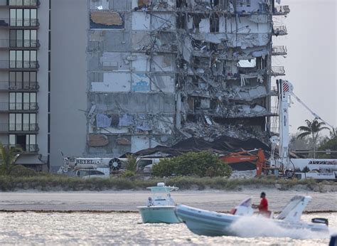 Aumentan A 32 Los Cuerpos Hallados De Víctimas Del Derrumbe En Miami Dade