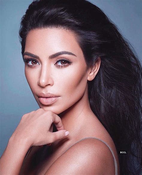 Kim Kardashian Poses Topless With Daughter Gets Trolled The Etimes Photogallery Page 27