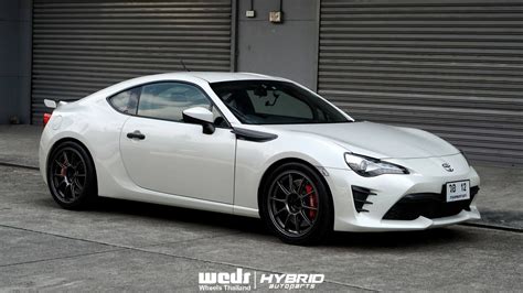 Toyota 86scion Fr S White Wedssport Tc 105x Wheel Front