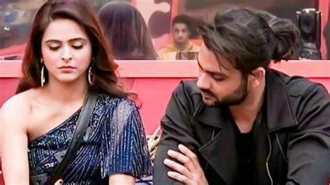 Vishal Aditya Singh Confesses Love For Madhurima Tuli Post Her Eviction