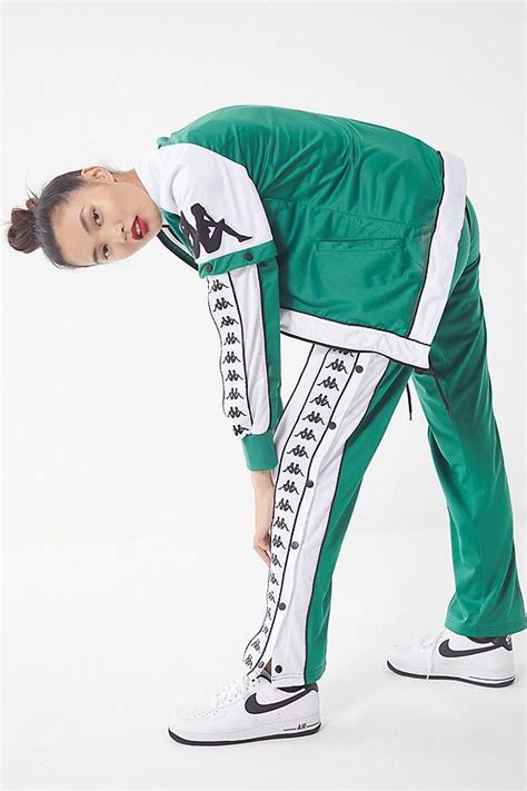 Shata Donèz Adlı Kullanıcının Track Suit Panosundaki Pin 2024